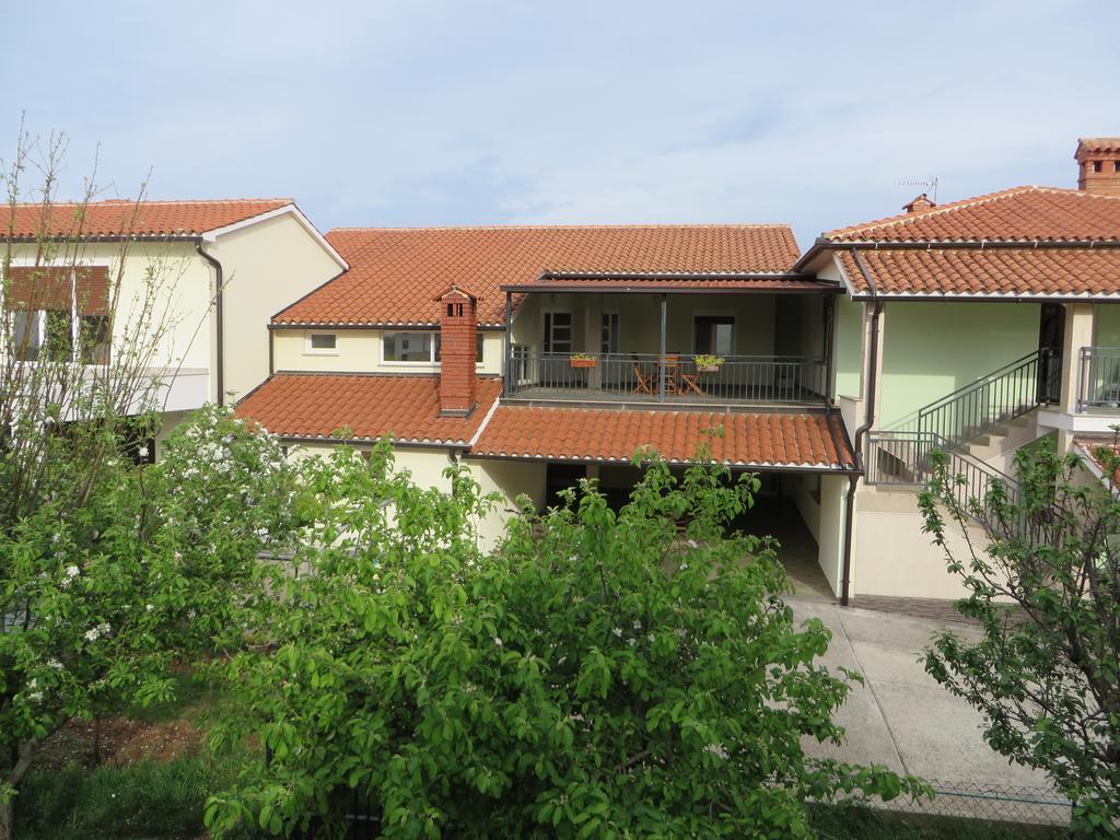 Apartment Mare Medulin Ngoại thất bức ảnh